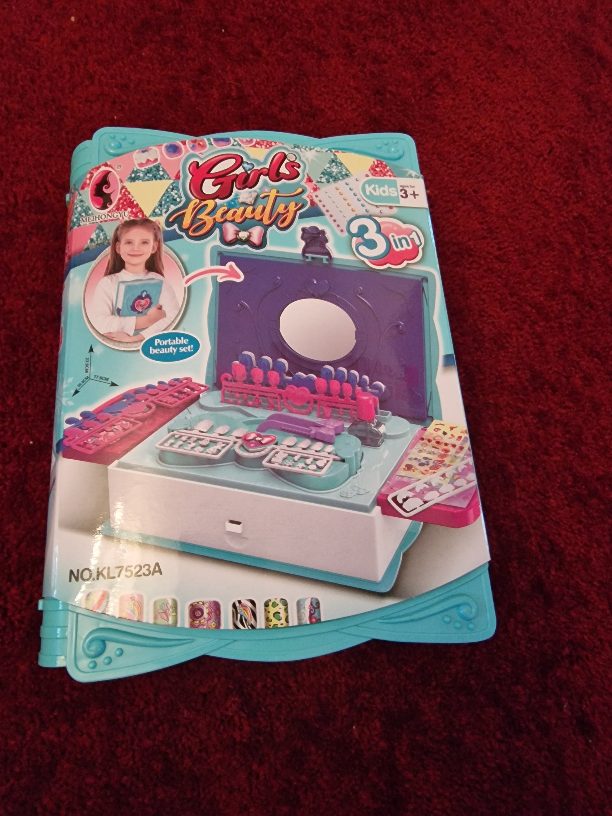 Girls fashion nails (cute nail designs) - Roystons grotto
